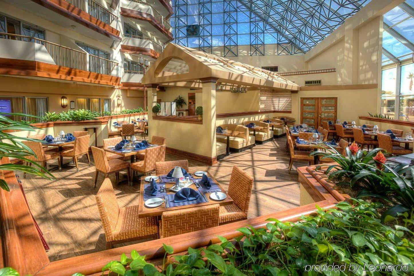 Doubletree By Hilton Orlando Airport Hotel Dış mekan fotoğraf